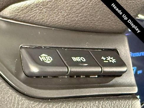 Used 2019 Cadillac Escalade Luxury image 26