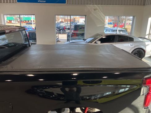 Used 2019 Chevrolet Silverado 1500 LT w/ All-Star Edition image 26