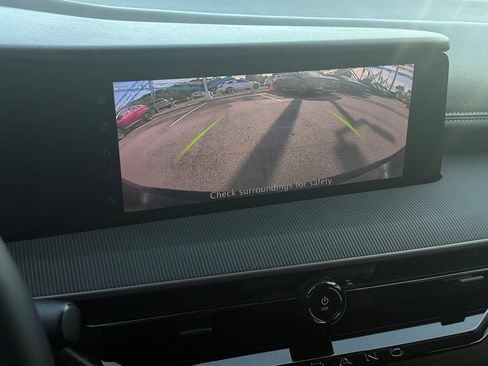 Used 2025 Nissan Murano SV AWD/4WD image 24
