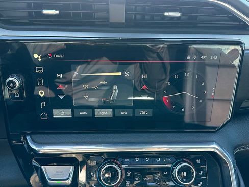 Certified 2024 GMC Sierra 2500 Denali w/ Denali Reserve Package AWD/4WD image 27