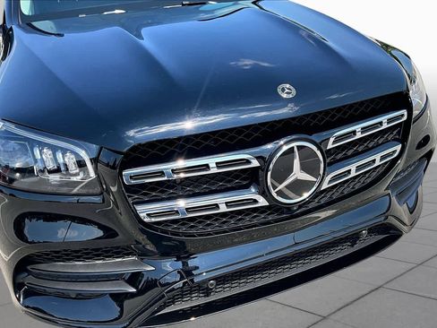 Used 2023 Mercedes-Benz GLS 450 4MATIC image 30