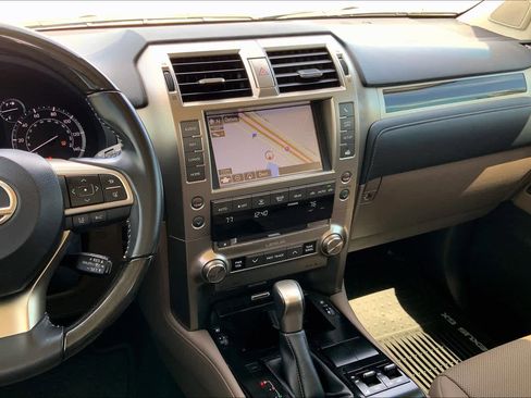 Used 2020 Lexus GX 460 Premium w/ Premium Package AWD/4WD image 7