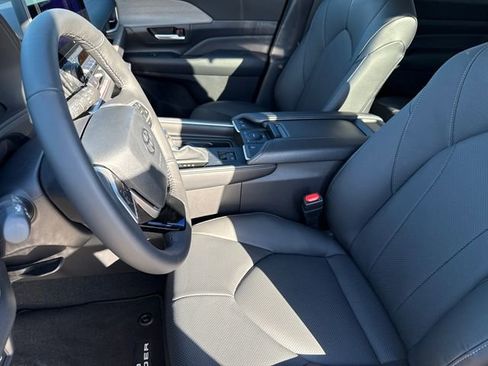 New 2026 Toyota Grand Highlander Limited image 22
