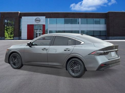 New 2026 Nissan Sentra SV w/ SV Convenience Package FWD image 3