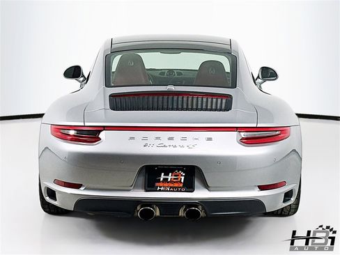 Used 2018 Porsche 911 Carrera 4S image 7