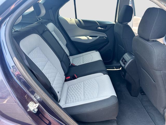 Used 2018 Chevrolet Equinox LS AWD/4WD image 26