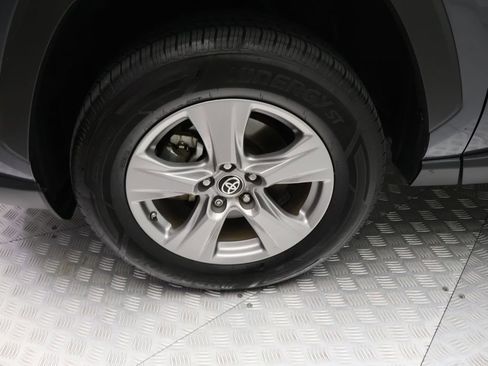 Certified 2024 Toyota RAV4 LE AWD/4WD image 4
