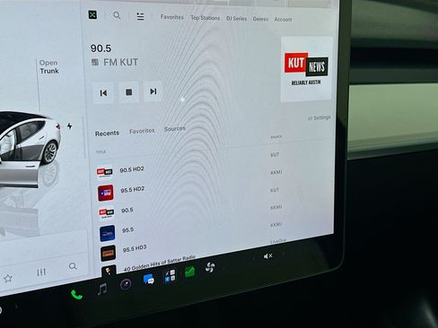Used 2022 Tesla Model 3 Long Range AWD/4WD image 18