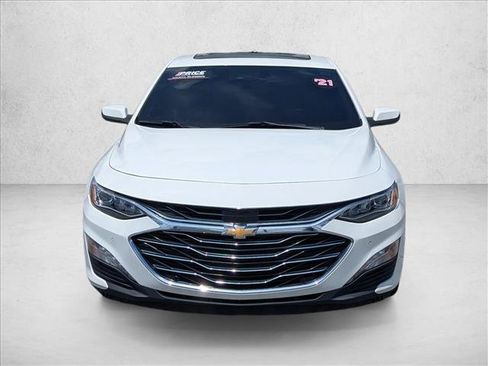 Used 2021 Chevrolet Malibu Premier FWD image 2