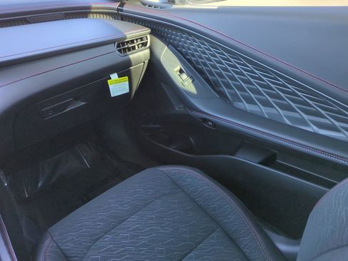 Used 2025 Dodge Charger R/T w/ Quick Order Package 25M R/T image 16