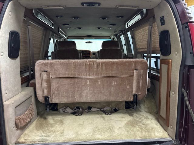 Used 1998 Chevrolet Express 1500 RWD image 11
