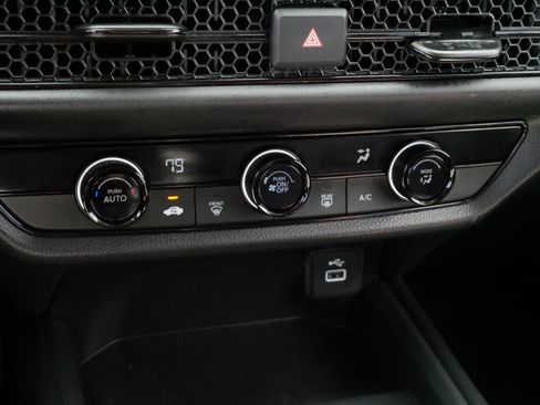 Certified 2025 Honda HR-V LX image 24