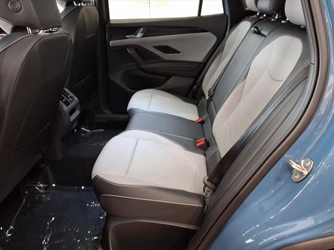 New 2026 Volkswagen Tiguan SE R-Line image 7