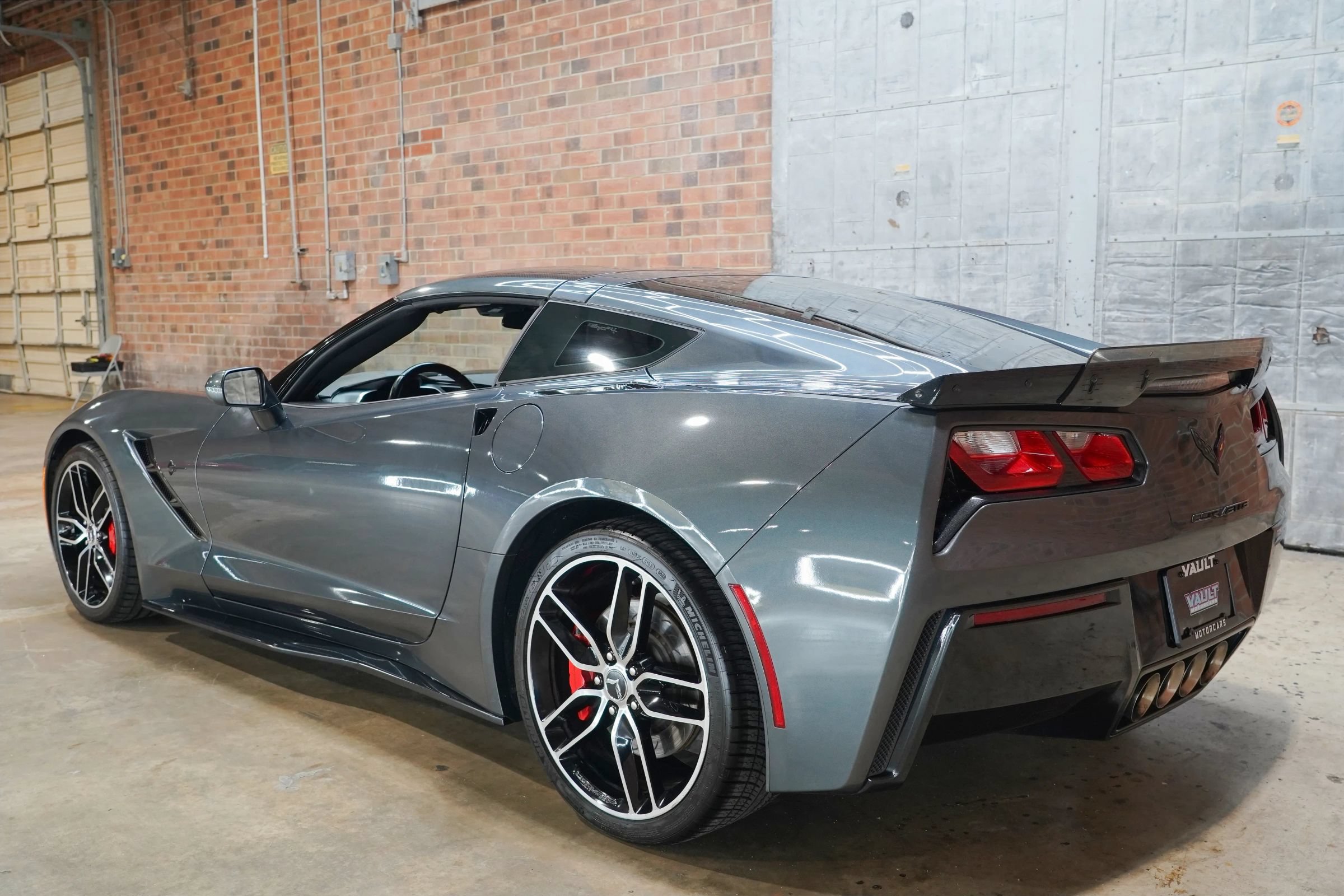 Used 2017 Chevrolet Corvette Stingray Coupe RWD image 9