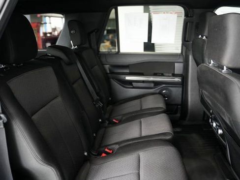 Used 2019 Ford Expedition Max XLT image 18