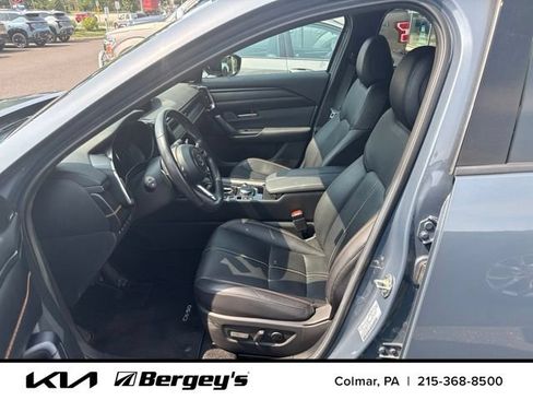 Used 2023 MAZDA CX-50 2.5 Turbo w/ Cargo Package AWD/4WD image 9