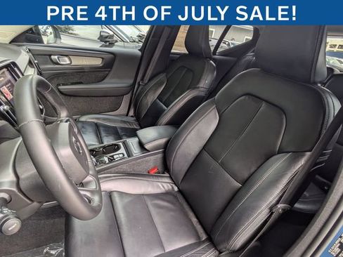 Certified 2023 Volvo XC40 B5 Plus w/ Protection Package Premier AWD/4WD image 13