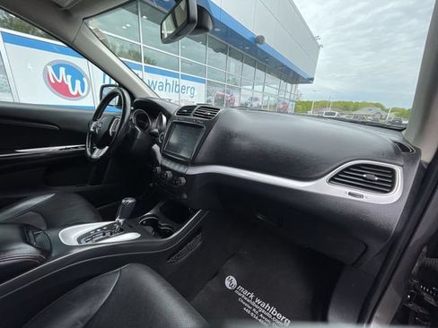 Used 2019 Dodge Journey GT w/ Navigation Group AWD/4WD image 27