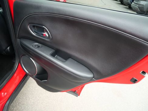 Used 2017 Honda HR-V EX-L image 25