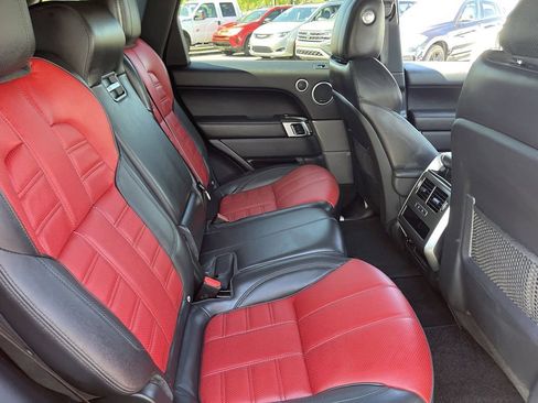 Used 2019 Land Rover Range Rover Sport HSE Dynamic image 16