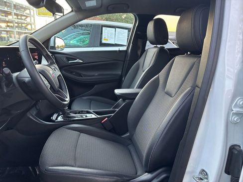 Used 2025 Buick Encore GX Preferred image 21