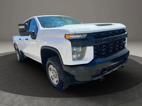 Used 2020 Chevrolet Silverado 2500 W/T w/ WT Convenience Package AWD/4WD image 3