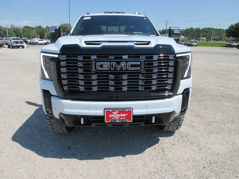 New 2026 GMC Sierra 2500 Denali Ultimate AWD/4WD image 12