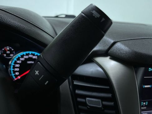 Used 2017 GMC Yukon Denali w/ Open Road Package image 25