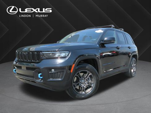 Used 2024 Jeep Grand Cherokee Trailhawk AWD/4WD image 1