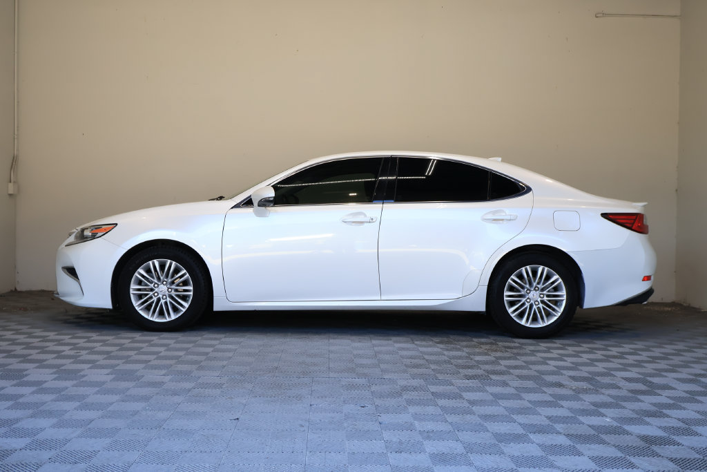 Used 2017 Lexus ES 350 w/ Accessory Package 2 FWD image 7