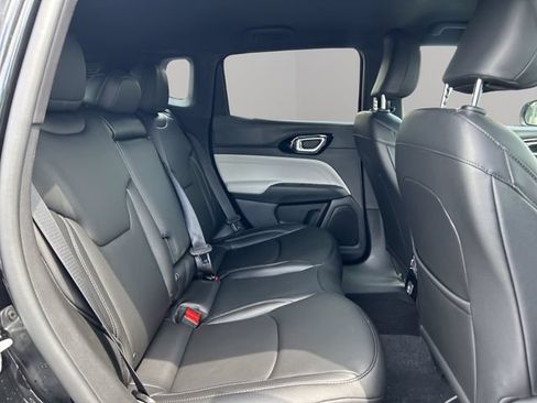 New 2026 Jeep Compass Limited AWD/4WD image 23