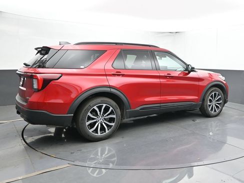 Used 2026 Ford Explorer ST-Line AWD/4WD image 3