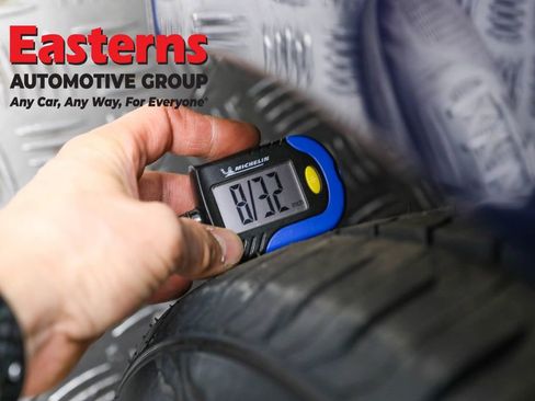 Used 2023 Tesla Model 3 Standard Range image 25