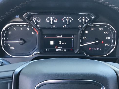 Certified 2022 GMC Sierra 1500 AT4 w/ AT4 Preferred Package AWD/4WD image 12