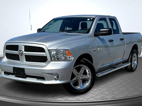 Used 2017 RAM 1500 Express AWD/4WD image 1