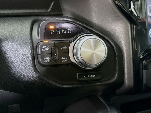 Used 2020 RAM 1500 Laramie AWD/4WD image 10