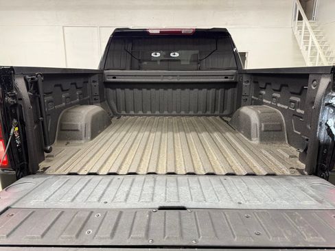 Used 2024 GMC Sierra 1500 Elevation w/ LPO, Elevation Black Package RWD image 9