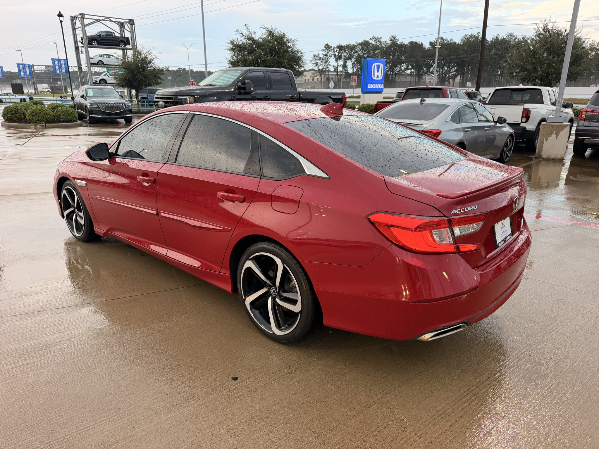 Used 2019 Honda Accord Sport image 6