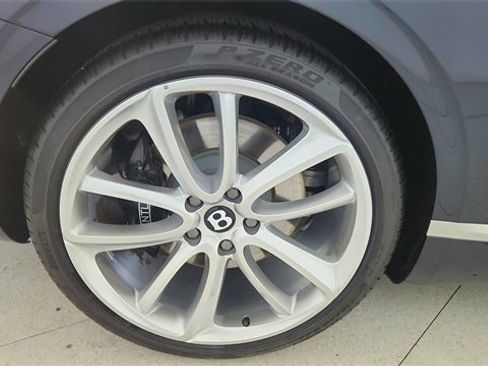 Used 2022 Bentley Continental GT image 54