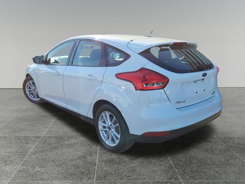Used 2015 Ford Focus SE image 5
