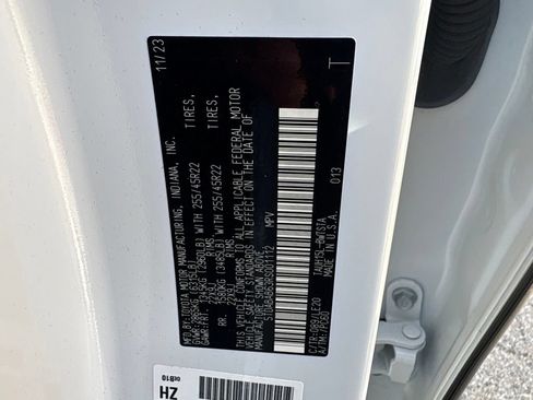Used 2024 Lexus TX 500h AWD w/ Technology Package image 23