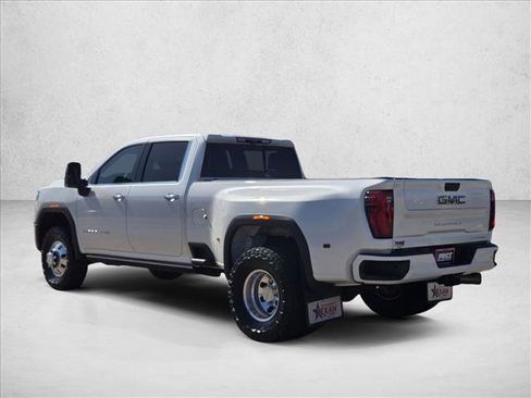 Used 2024 GMC Sierra 3500 Denali w/ Denali Reserve Package AWD/4WD image 8