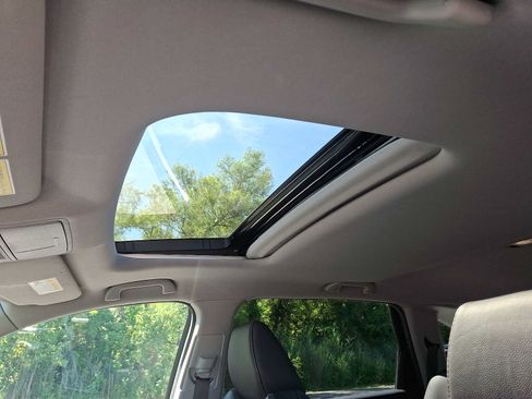 Used 2019 Acura MDX SH-AWD image 15