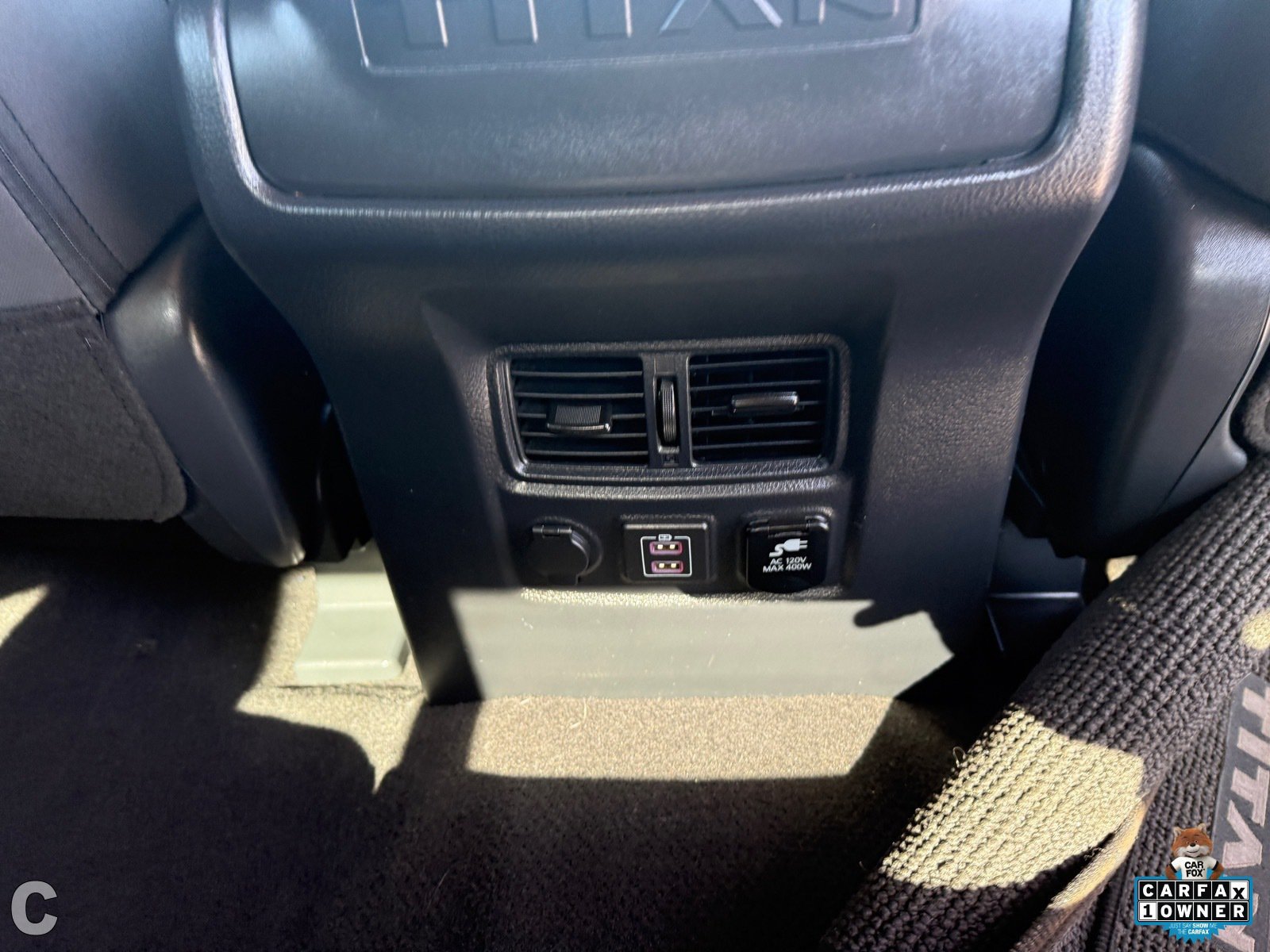 Used 2024 Nissan Titan SV w/ SV Convenience Package RWD image 15