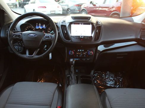 Used 2018 Ford Escape SE w/ Ford Safe & Smart Package AWD/4WD image 13