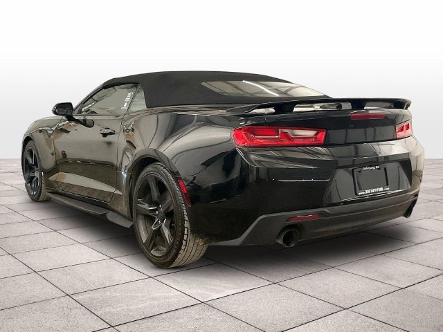 Used 2017 Chevrolet Camaro LT RWD image 11