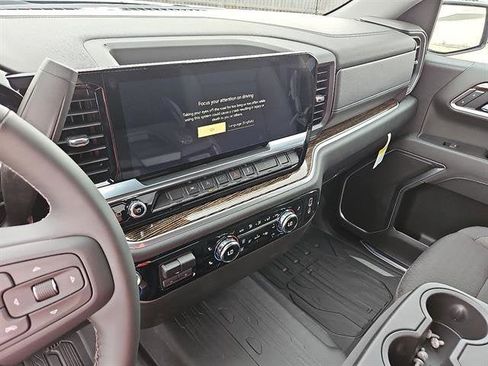 New 2026 GMC Sierra 1500 Elevation image 19