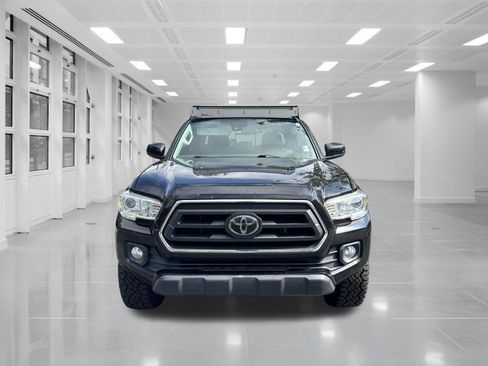 Used 2021 Toyota Tacoma SR5 RWD image 2