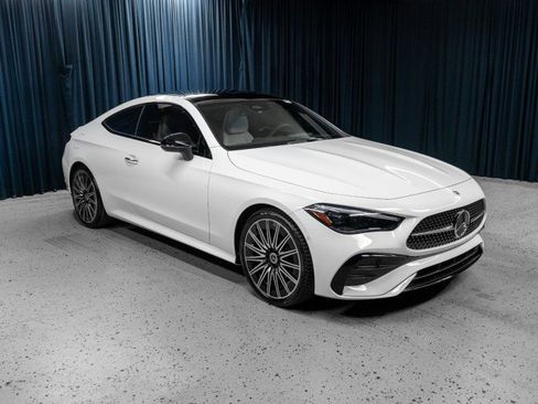 New 2026 Mercedes-Benz CLE 300 4MATIC Coupe image 3