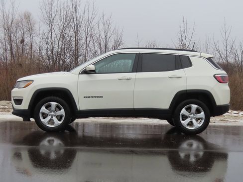 Used 2020 Jeep Compass Latitude w/ Cold Weather Group image 5